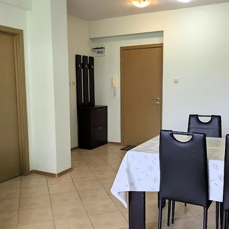 Apartamento Sunny Hills 2 Bdr